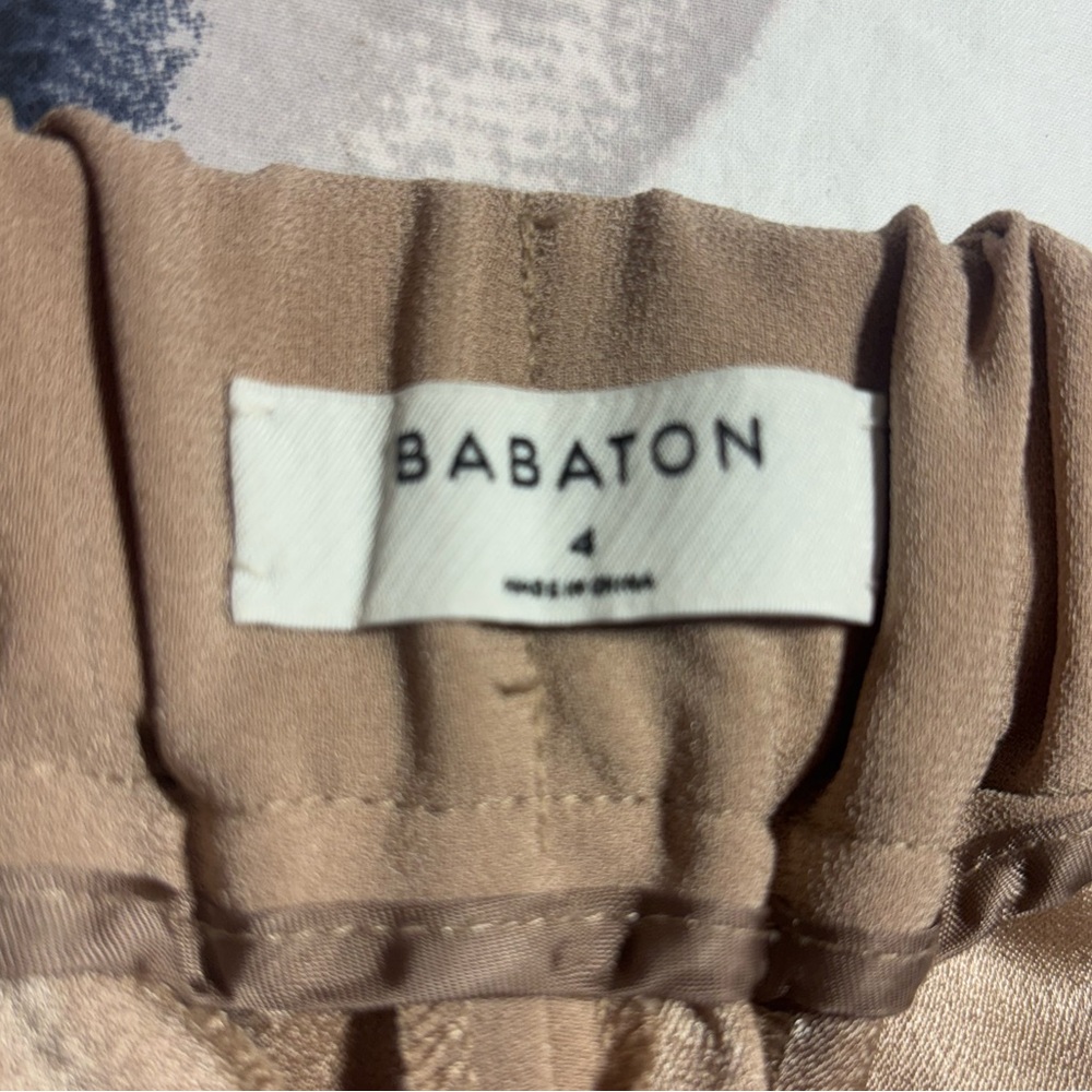 Aritzia Babaton Crepe Tio Wide Leg Pleated High Waisted Pockets Tan Pants Size 4 - Picture 9 of 10